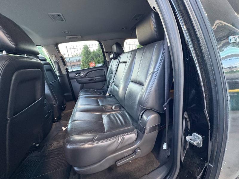Chevrolet Suburban LTZ 1500 4WD 2013