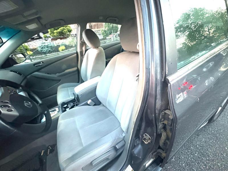 Nissan Altima 2.5 S 2010