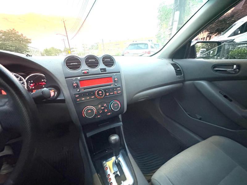 Nissan Altima 2.5 S 2010