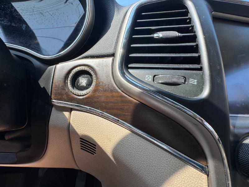 Jeep Grand Cherokee Limited 4WD 2015