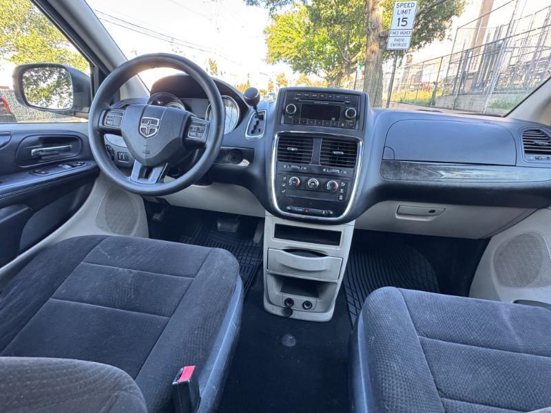 Dodge Grand Caravan SE 2013