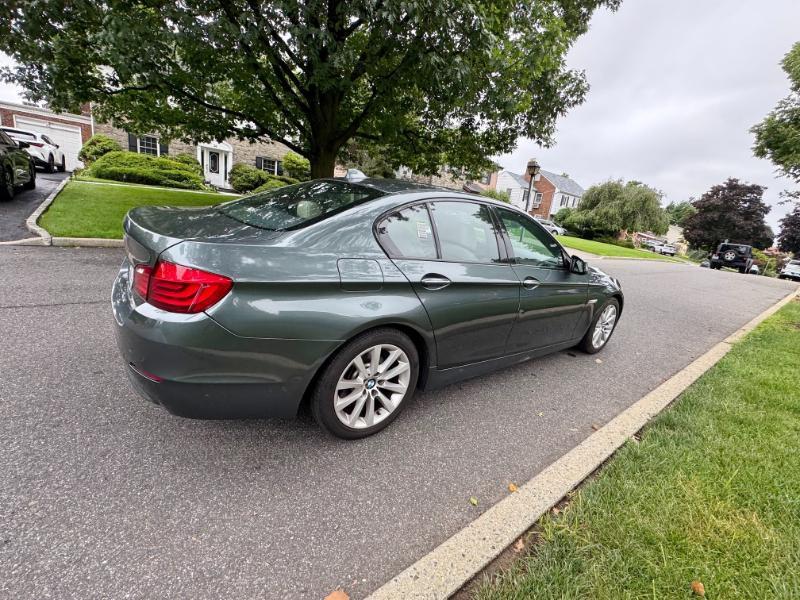 BMW 5-Series 528i 2012