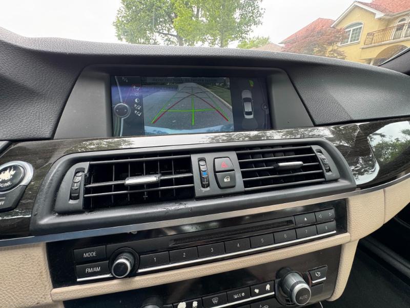 BMW 5-Series 528i 2012