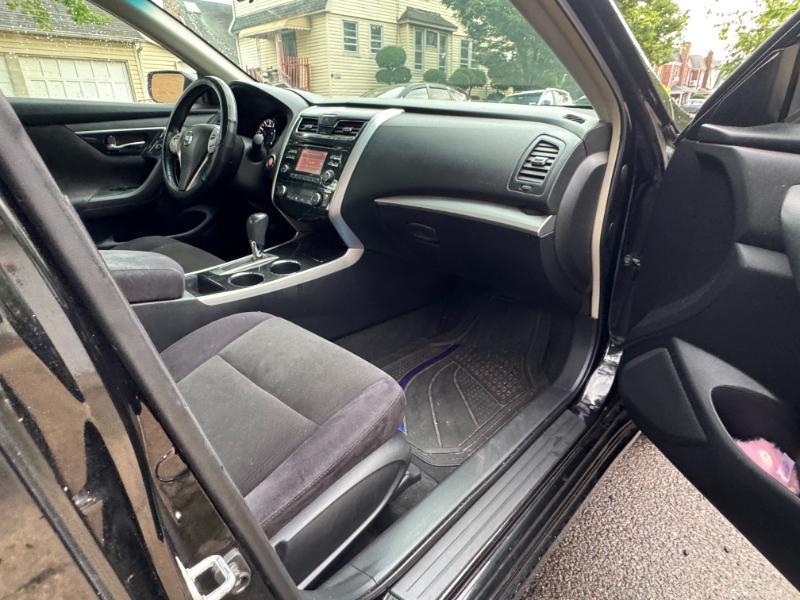 Nissan Altima 2.5 SV 2013