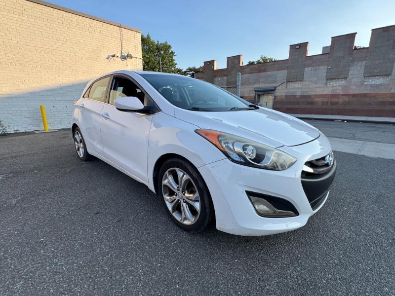 Hyundai Elantra GT A/T 2013