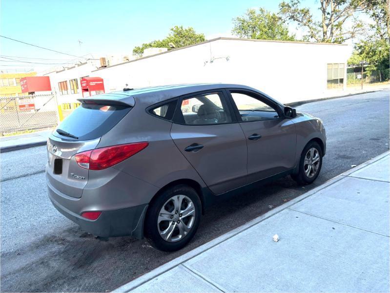 Hyundai Tucson  2011