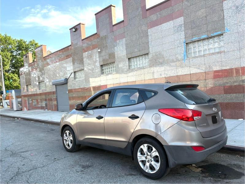 Hyundai Tucson  2011