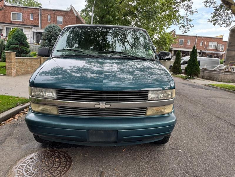 Chevrolet Astro 2WD 2000