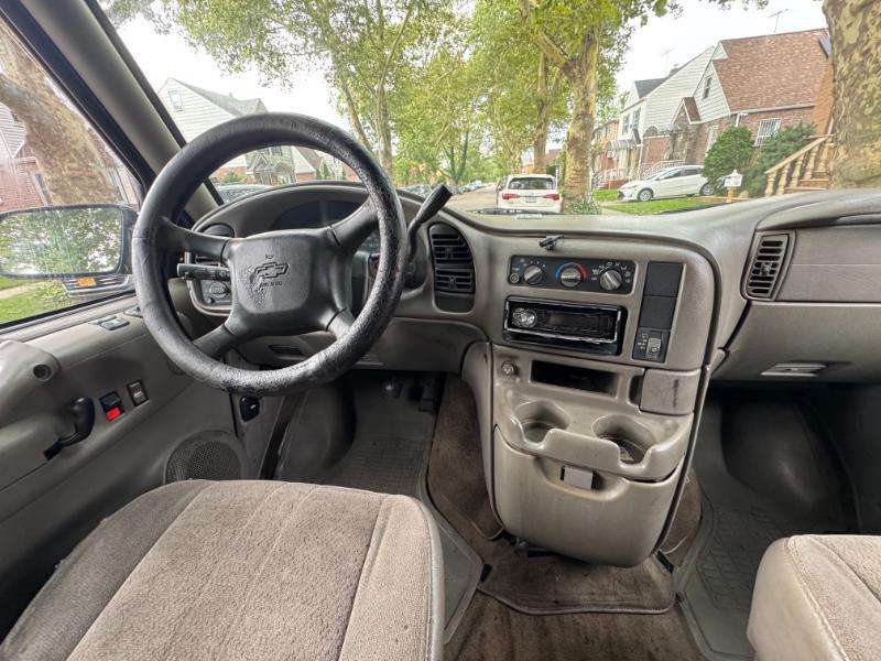 Chevrolet Astro 2WD 2000