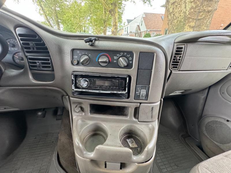Chevrolet Astro 2WD 2000