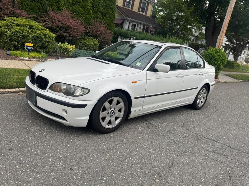 2005 BMW 3-Series 325i Sedan