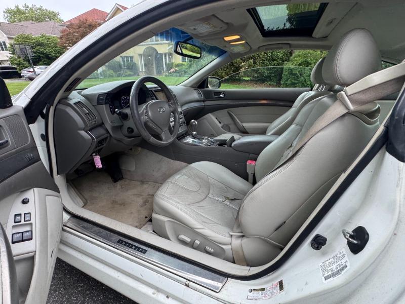 Infiniti G Coupe G37x AWD 2011