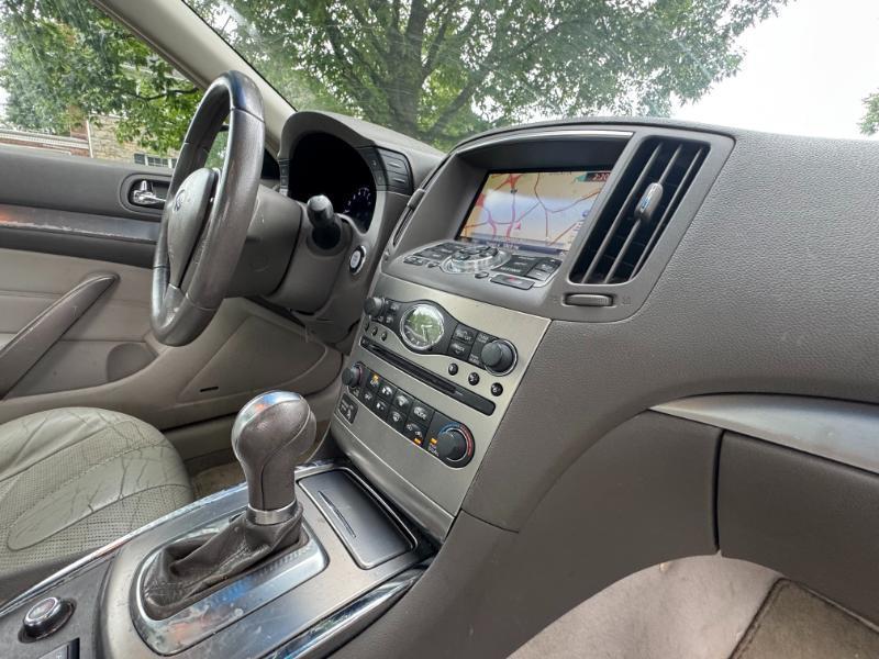 Infiniti G Coupe G37x AWD 2011