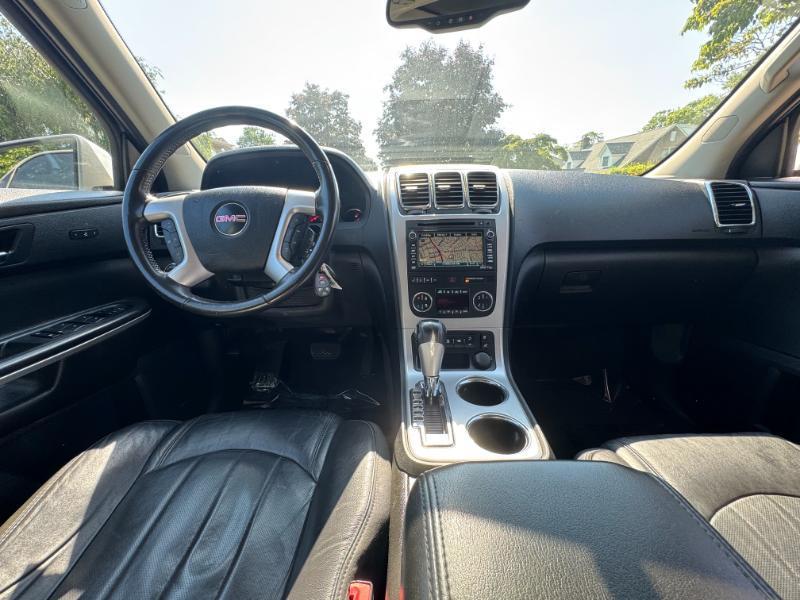 GMC Acadia SLT-2 AWD 2010