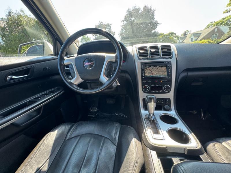 GMC Acadia SLT-2 AWD 2010