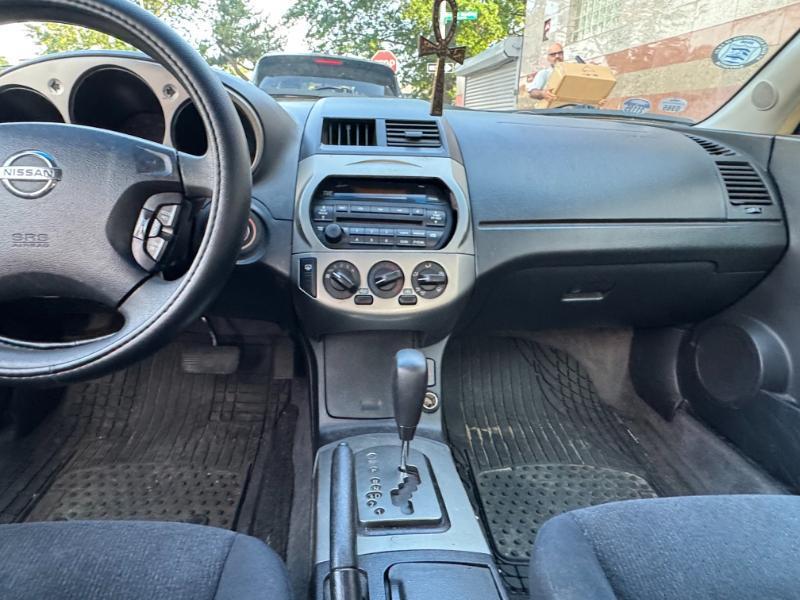 Nissan Altima 2.5 2004