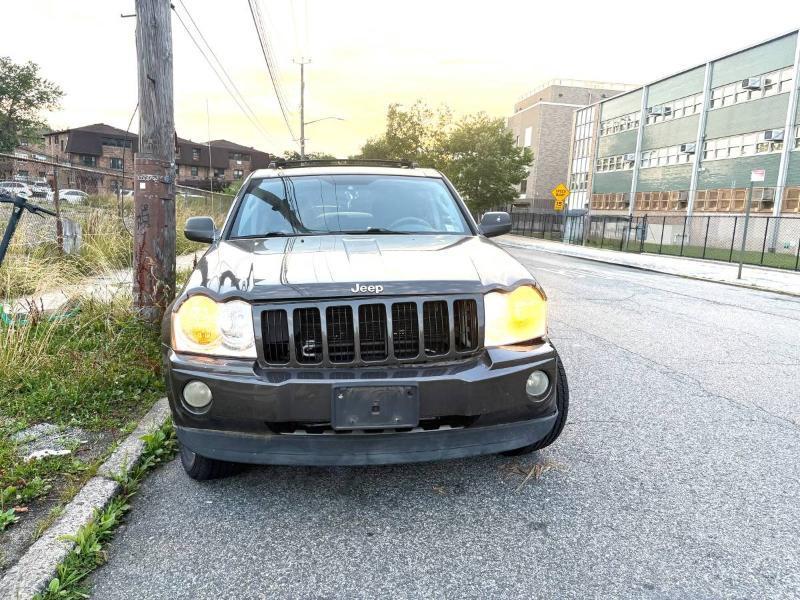 Jeep Grand Cherokee Laredo 4WD 2005