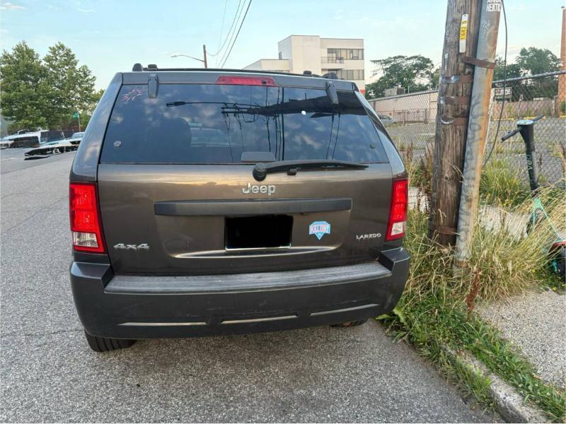 Jeep Grand Cherokee Laredo 4WD 2005