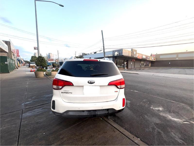Kia Sorento LX 2014