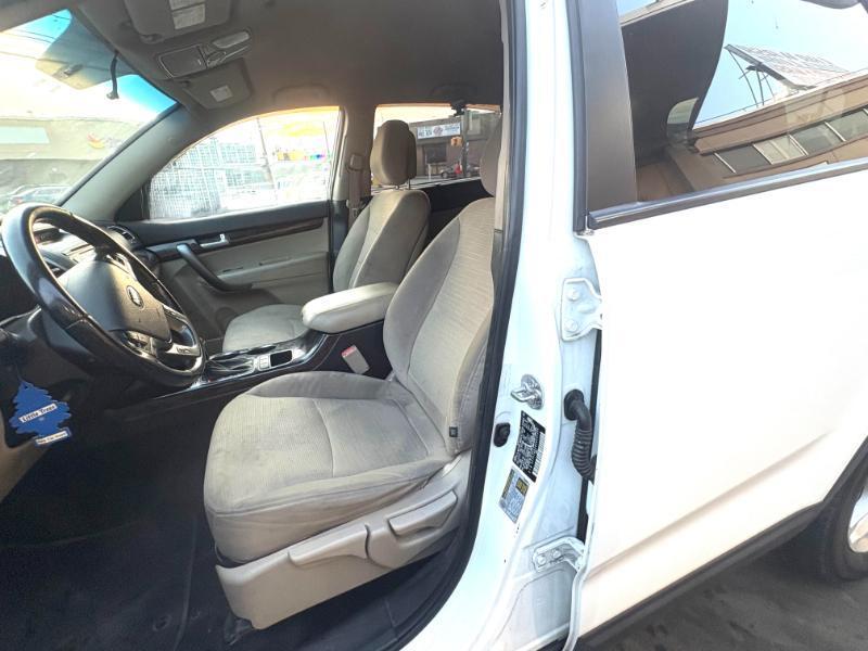 Kia Sorento LX 2014