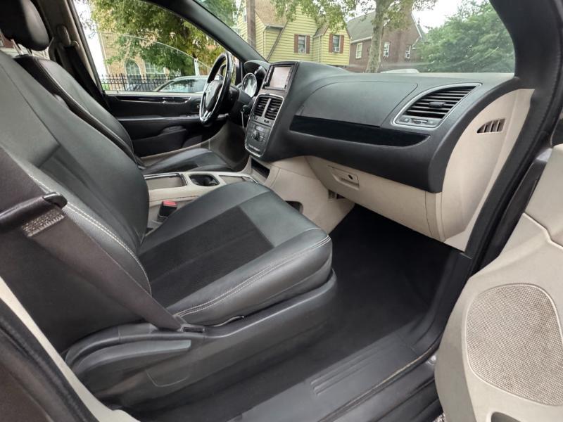Dodge Grand Caravan SXT 2016