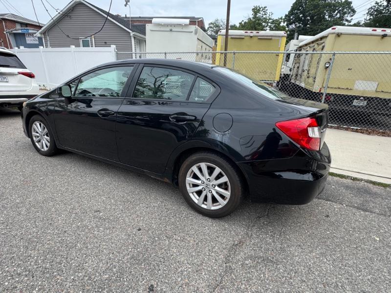 Honda Civic EX Sedan 5-Speed AT 2012