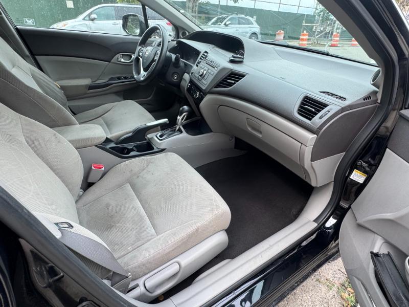 Honda Civic EX Sedan 5-Speed AT 2012