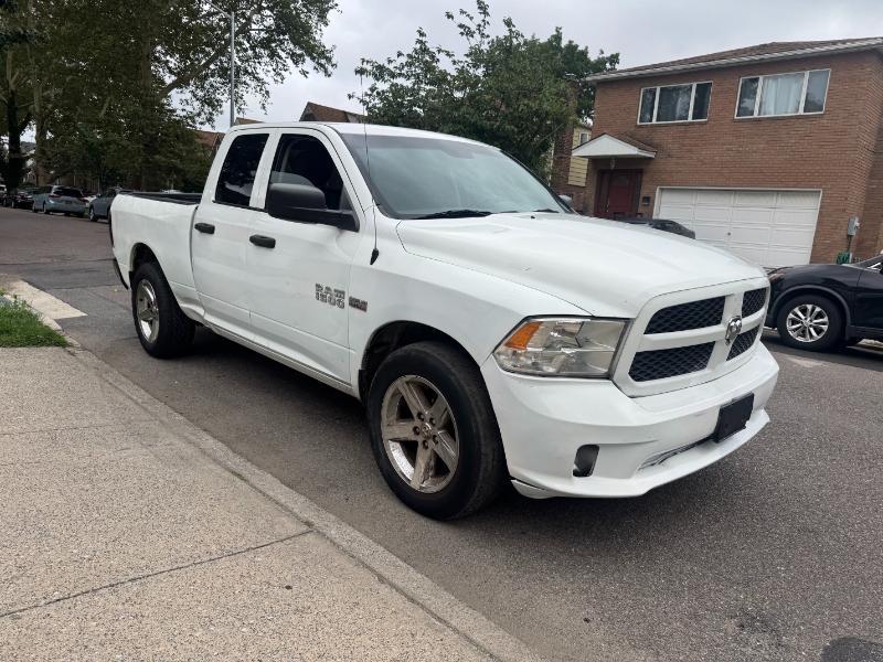 RAM 1500 SLT Quad Cab 4WD 2017