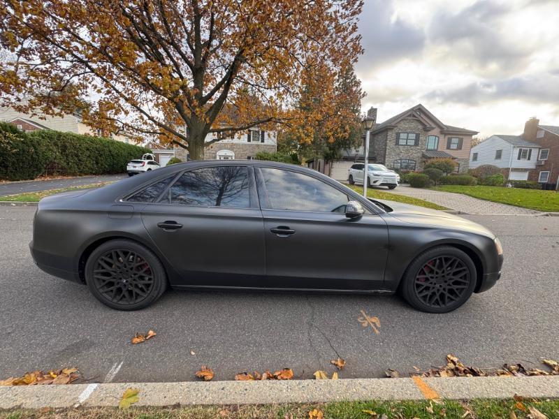 Audi A8 4.2 Quattro 2011