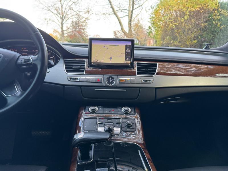 Audi A8 4.2 Quattro 2011