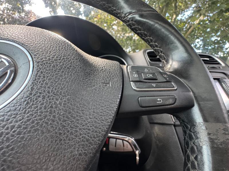 Volkswagen Jetta SportWagen 2.5L SE 2011