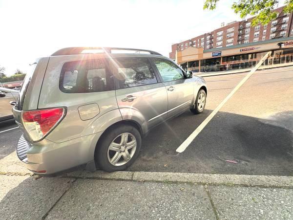 Subaru Forester 2.5X Premium 2010