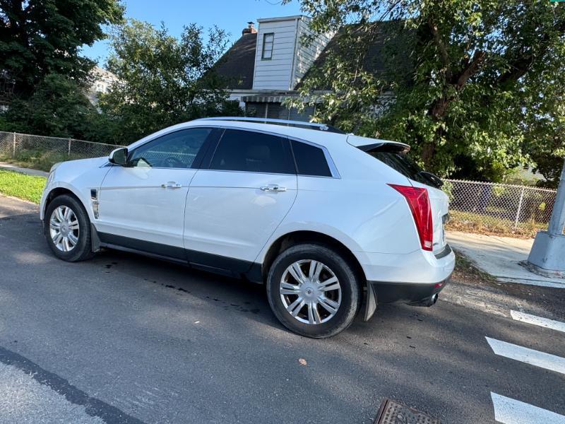 Cadillac SRX Luxury AWD 2012