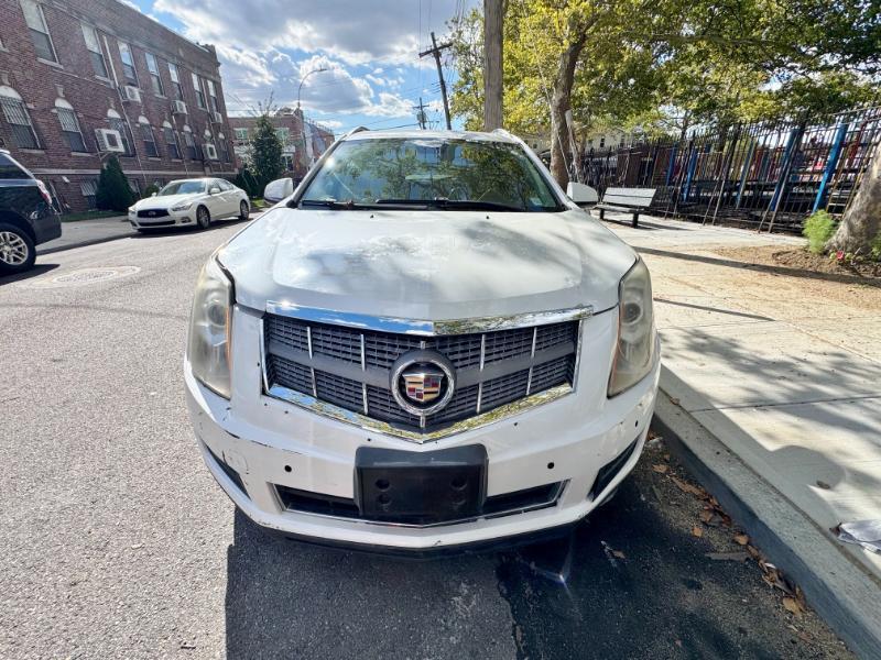 Cadillac SRX Luxury AWD 2012