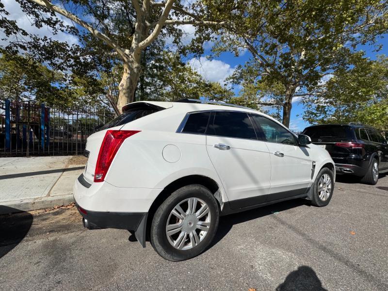 Cadillac SRX Luxury AWD 2012