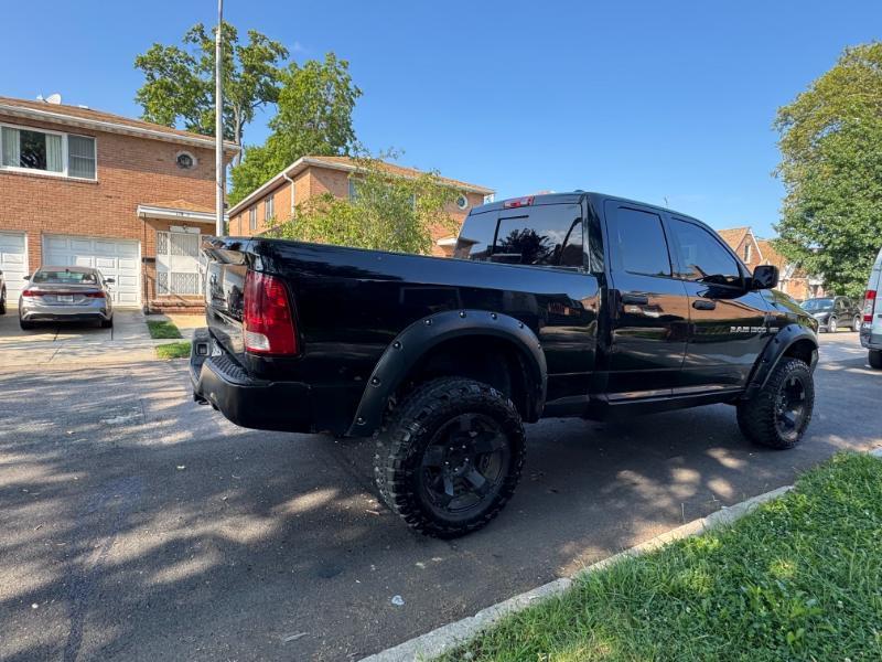 RAM 1500 SLT Quad Cab 4WD 2012