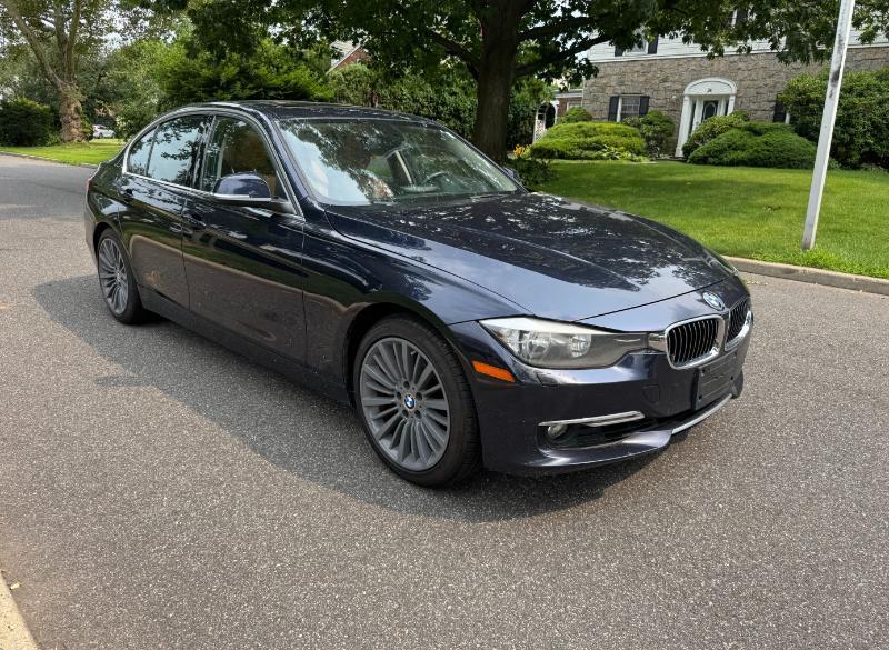 BMW 3-Series 328i xDrive Sedan 2013