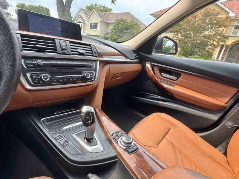 BMW 3-Series 328i xDrive Sedan 2013