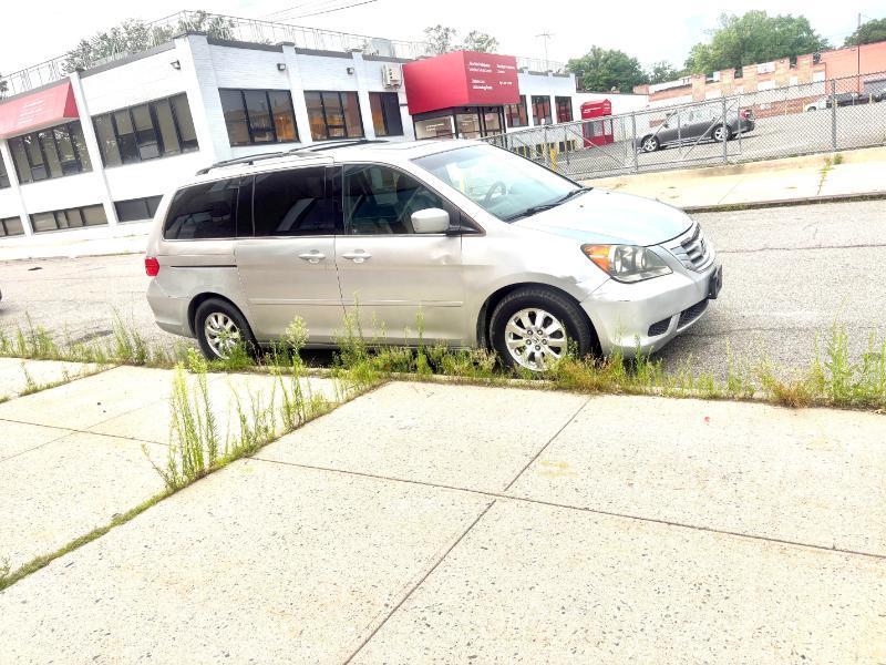 Honda Odyssey EX-L w/ DVD and Navigation 2010