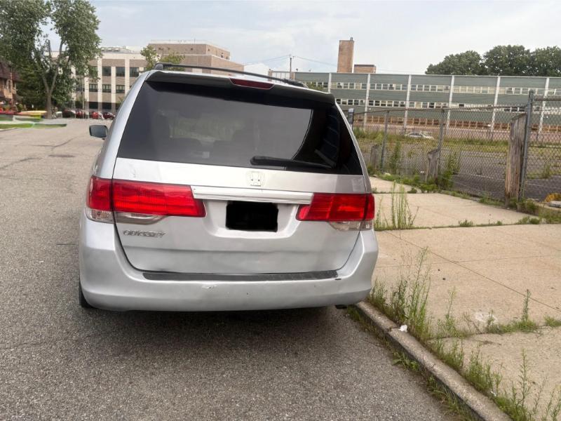 Honda Odyssey EX-L w/ DVD and Navigation 2010