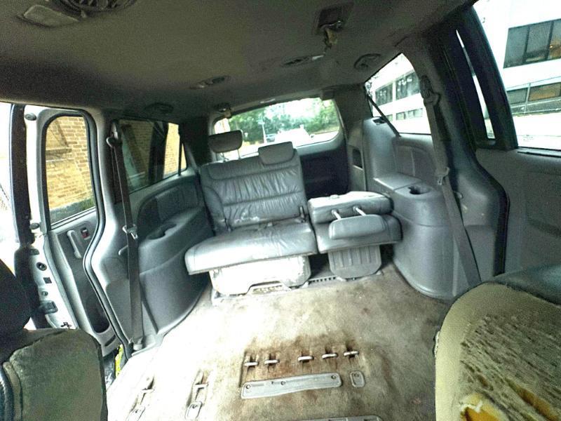Honda Odyssey EX-L w/ DVD and Navigation 2010