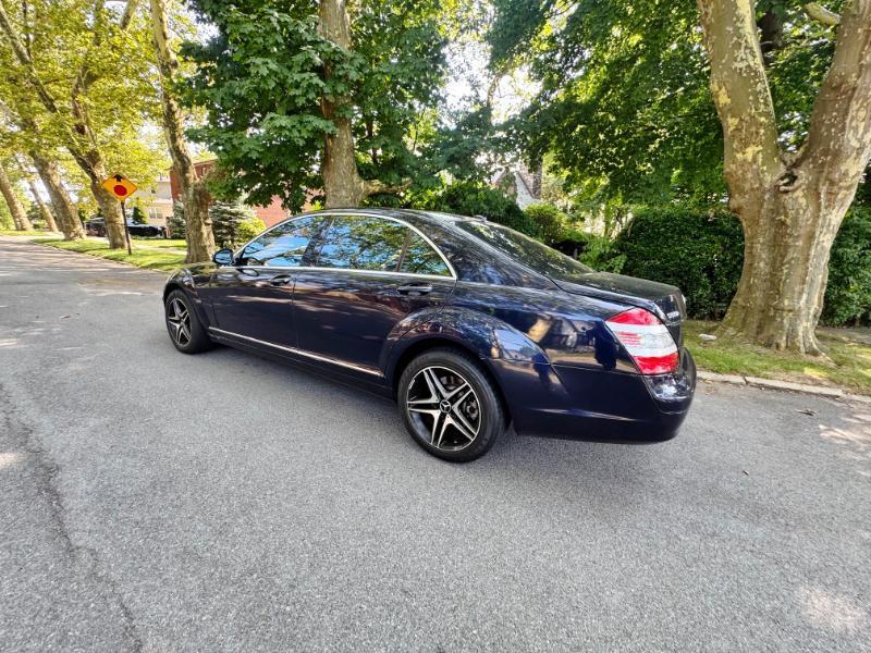 Mercedes-Benz S-Class S550 2008
