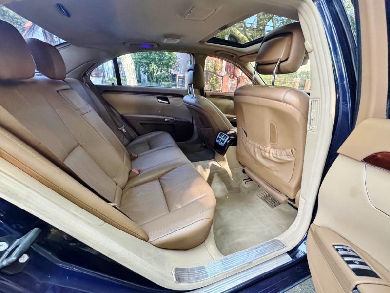 Mercedes-Benz S-Class S550 2008
