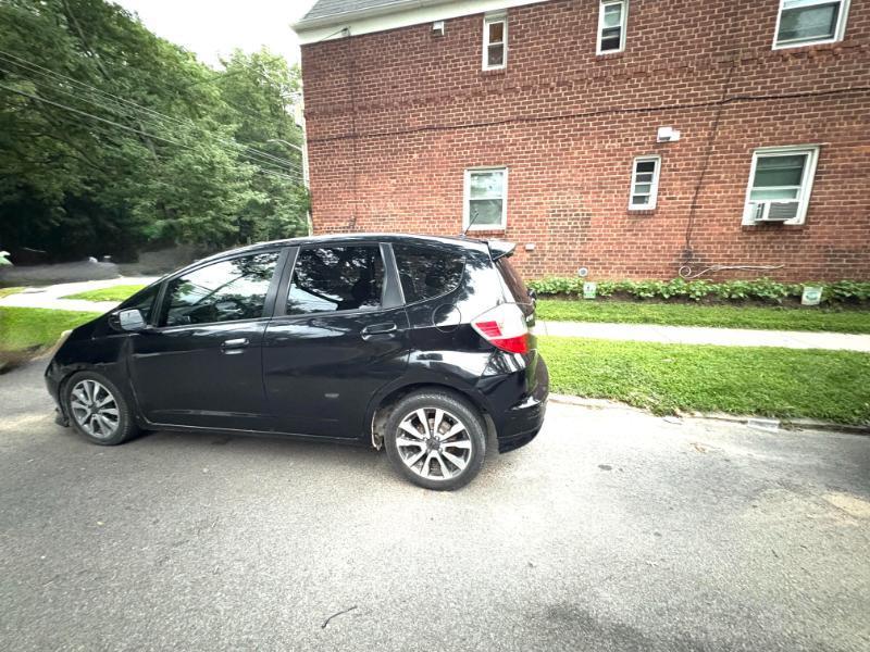 Honda Fit Sport 5-Speed AT 2012