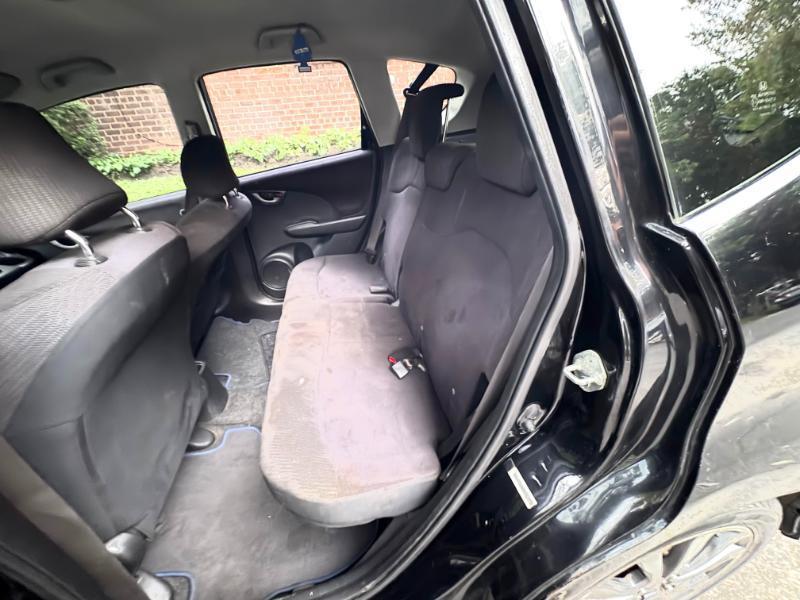 Honda Fit Sport 5-Speed AT 2012