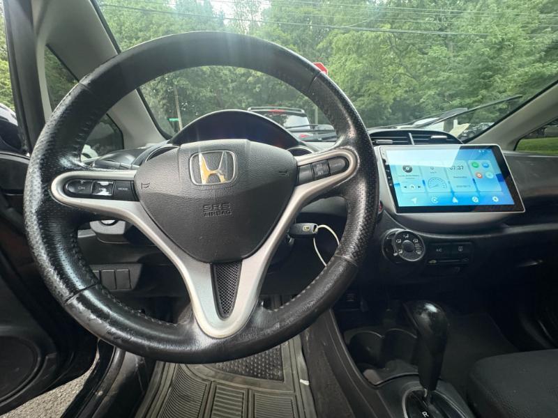 Honda Fit Sport 5-Speed AT 2012