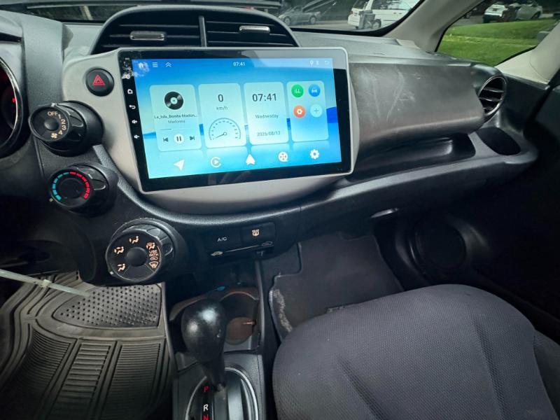 Honda Fit Sport 5-Speed AT 2012