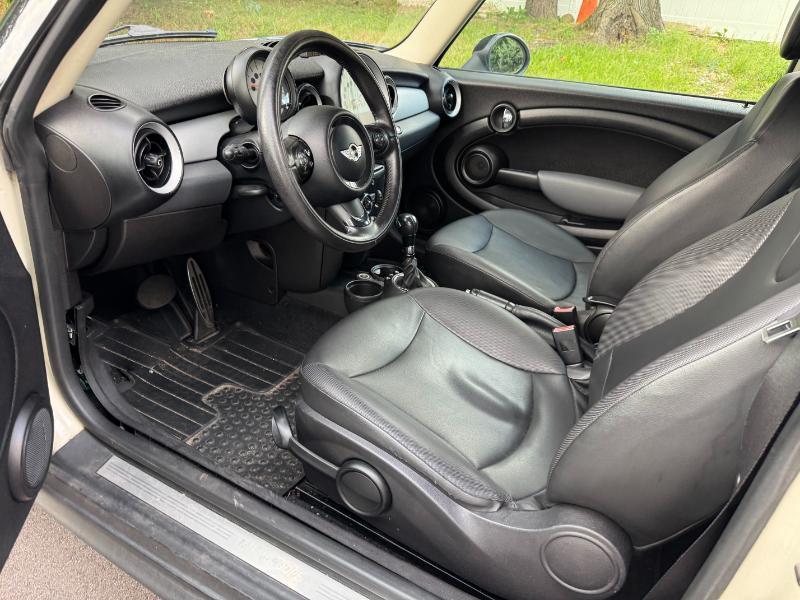 MINI Cooper Base 2012