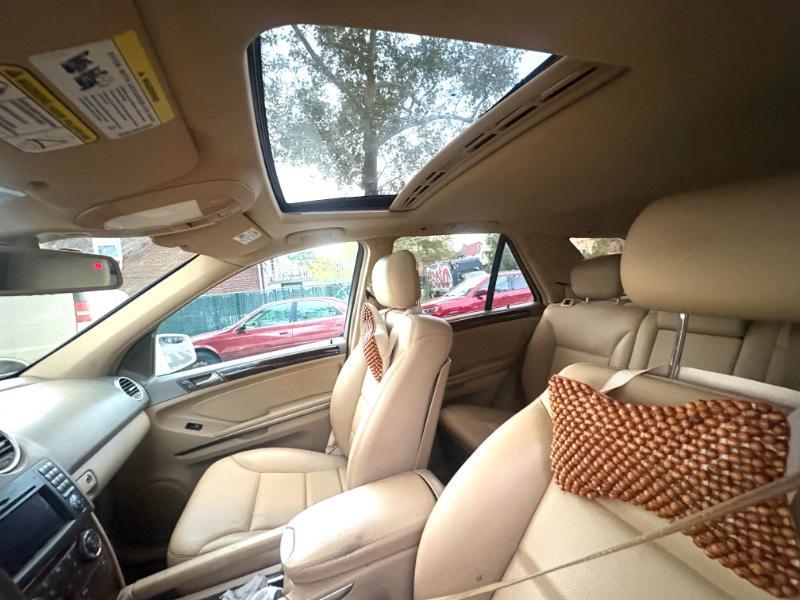 Mercedes-Benz M-Class ML350 4MATIC 2011