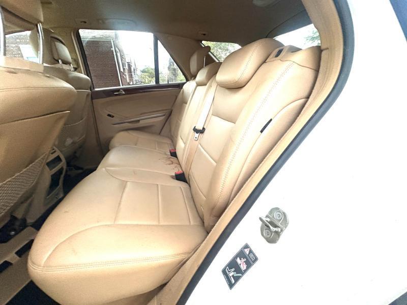 Mercedes-Benz M-Class ML350 4MATIC 2011